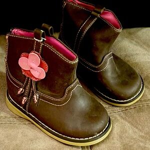 Toddler girl boots new size 4